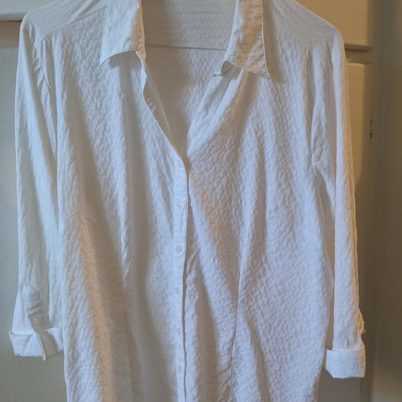 Shirts for women (All sold in 1 lot) - Picture 3 of 12